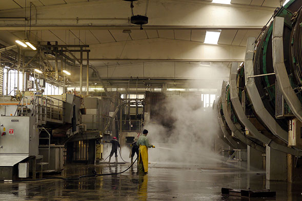 Leather dyeing